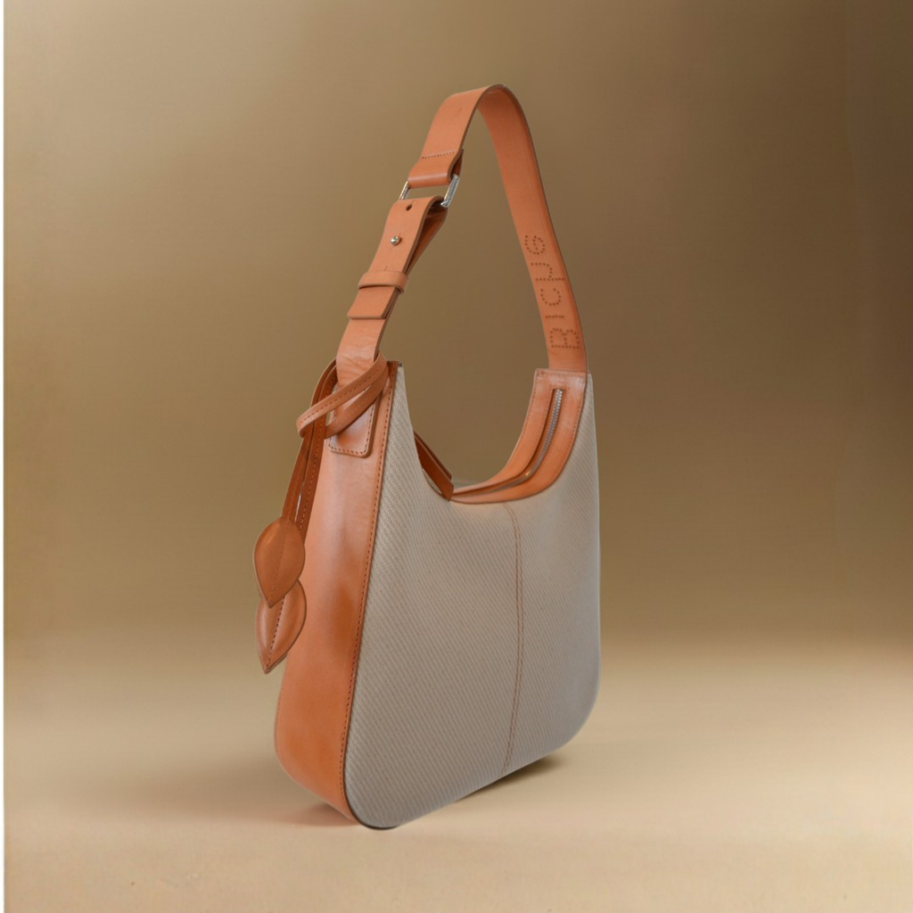 Bibiche 皮革和帆布